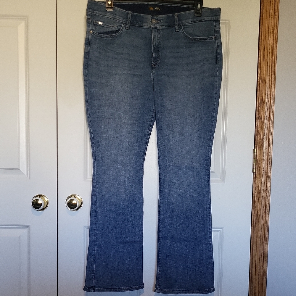 Lee Women's Classic Blue Flare Jeans